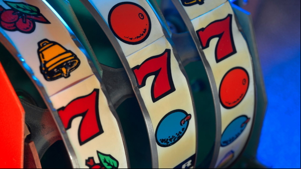 Playing Slot Machines